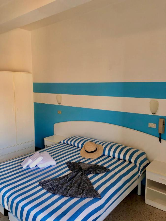 Hotel Serafini Ρίμινι Εξωτερικό φωτογραφία