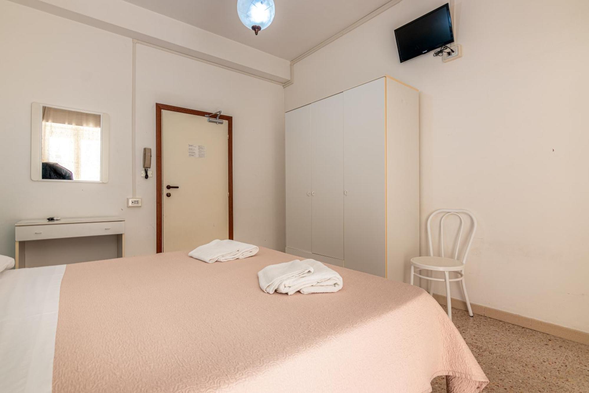 Hotel Serafini Ρίμινι Εξωτερικό φωτογραφία
