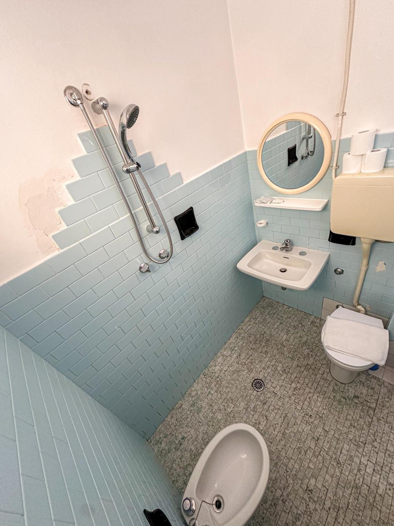 Hotel Serafini Ρίμινι Εξωτερικό φωτογραφία
